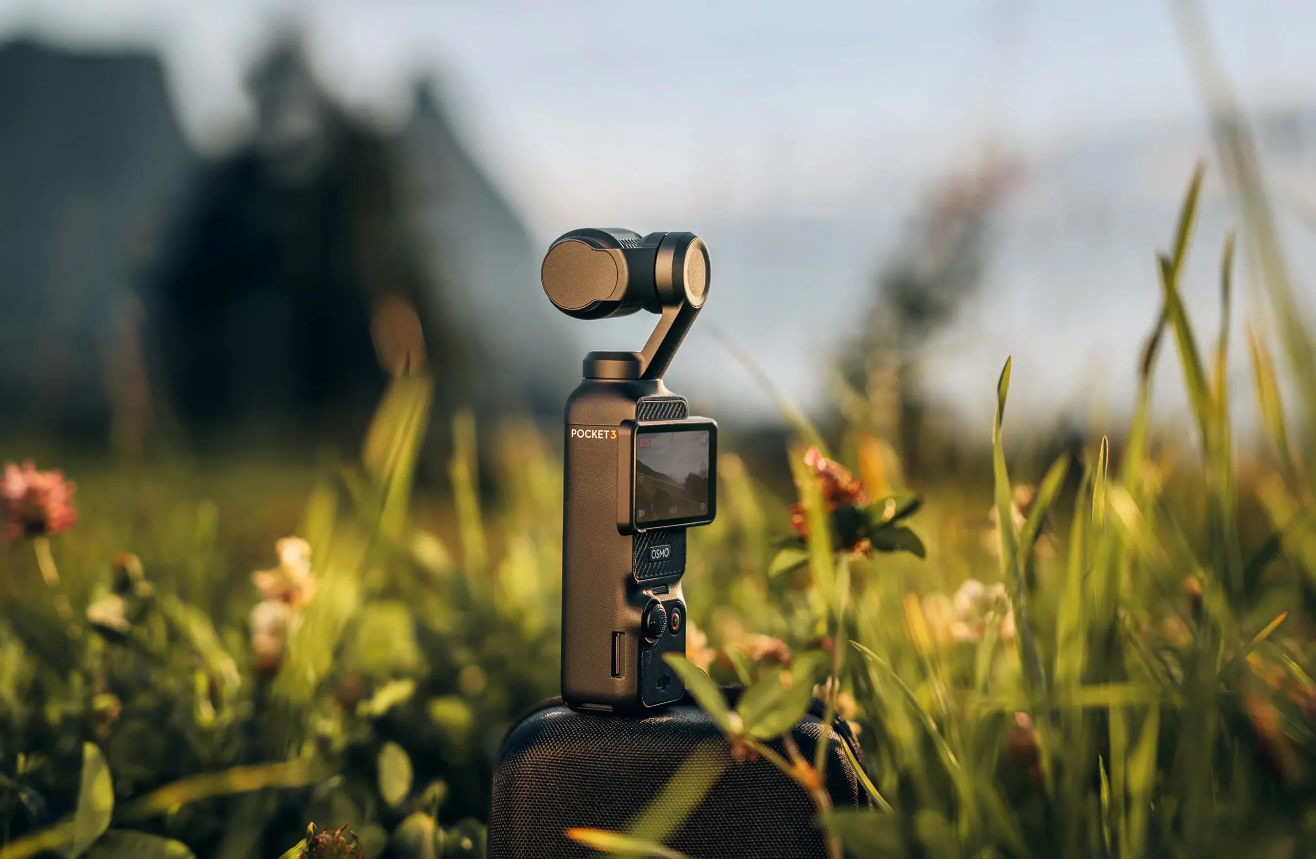 tai-sao-dji-osmo-pocket-3-lai-vo-cung-hot-trong-nam-2025