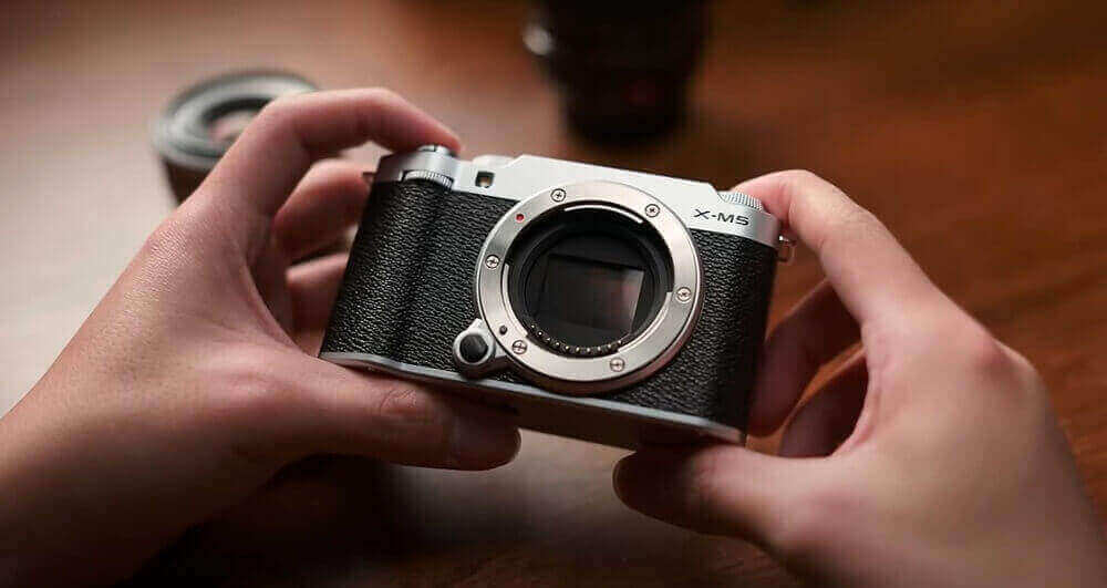 fujifilm-x-m-5-cu-gia-re