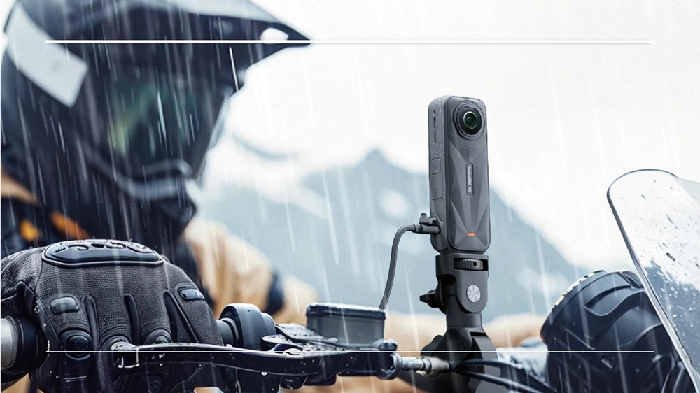 insta360-x5-camera-360-do-moi-nhat-2025-co-gi-vuot-troi-so-voi-x4