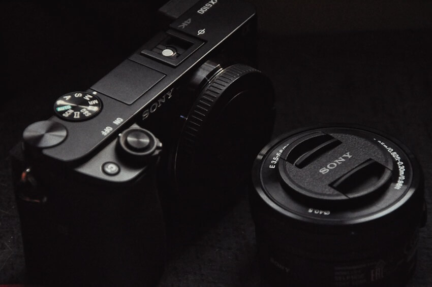 Sony-A6100-Lua-chon-may-anh-Sony-cu-tot-nhat-trong-tam-gia-12-15-trieu