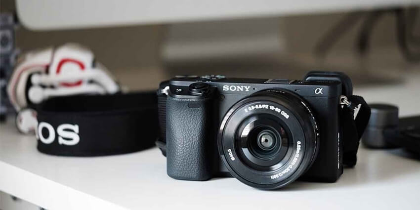 May-anh-Sony-A6400-gia-bao-nhieu-?-Mua-o-dau-uy-tin-va-bao-hanh-day-du-?
