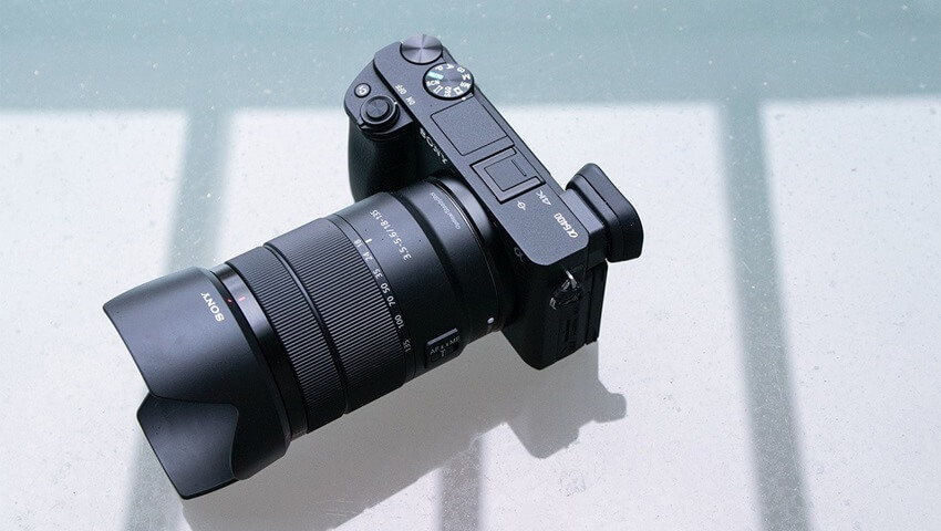 May-anh-Sony-A6400-gia-bao-nhieu-?-Mua-o-dau-uy-tin-va-bao-hanh-day-du-?