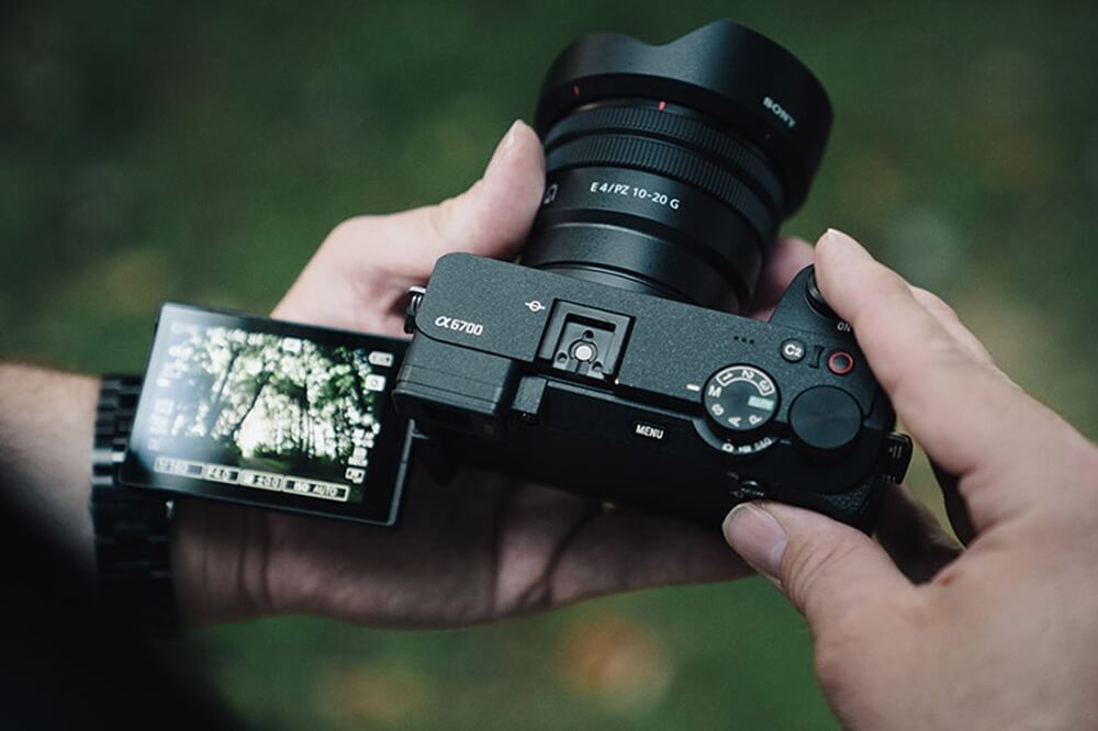 sony-a6700-gia-re