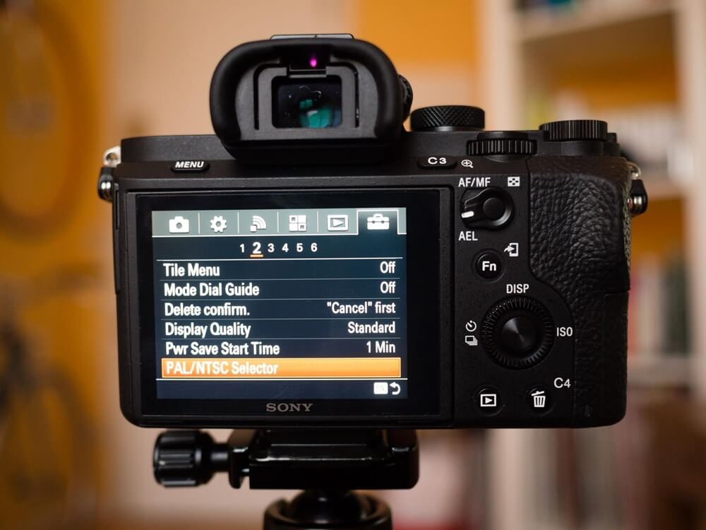 sony-a72-gia-re
