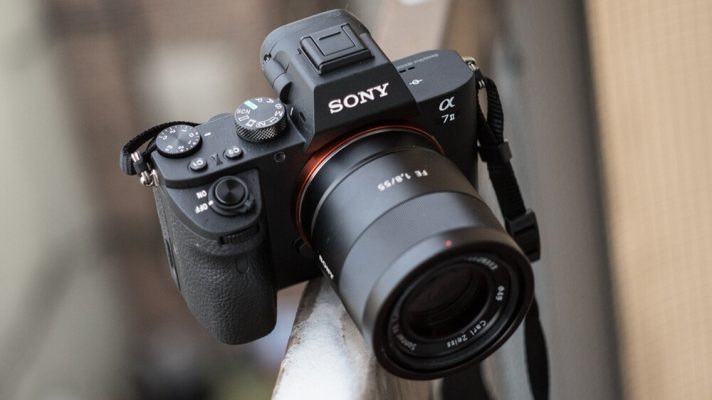 Máy quay Full HD giá rẻ - A72