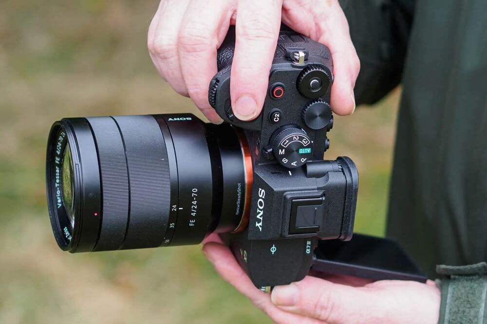 sony-a74-gia-re