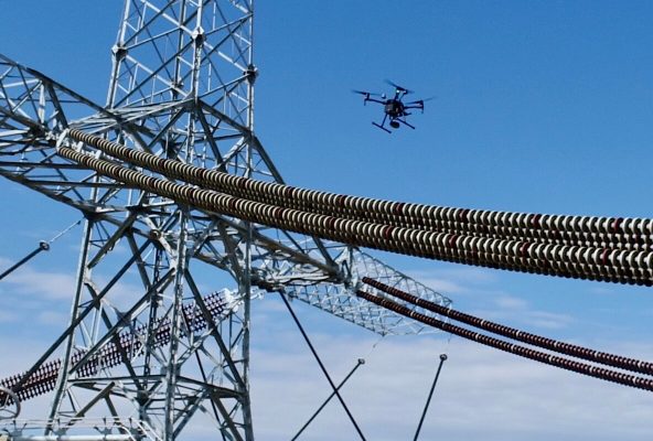 drone ngành điện cao áp